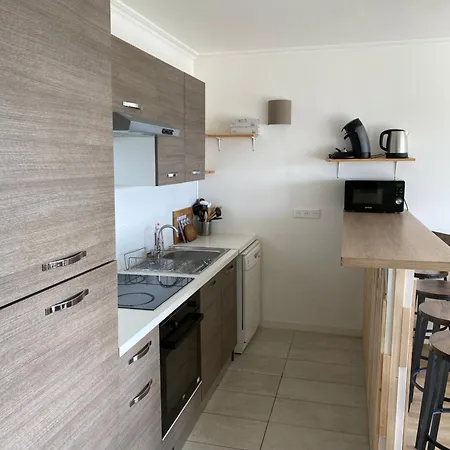 3 Avec Vue Degagee Au Calme Proche Paris Et Aeroport - Parking